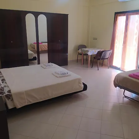 Guest house M&d Divjake
