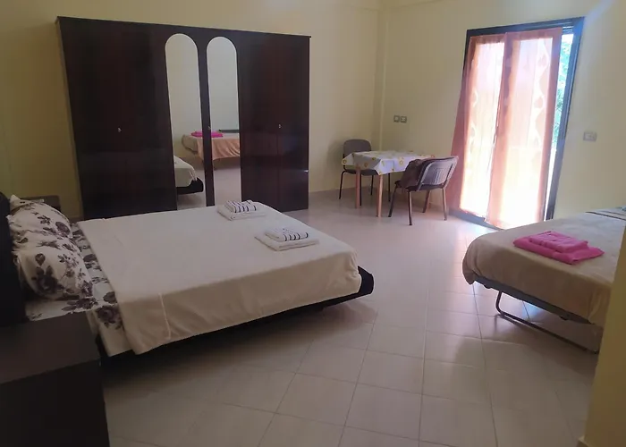 Gasthuis M&d Divjake